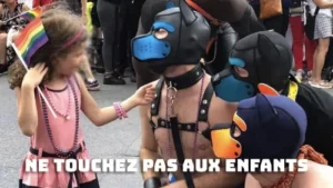 Petite fille face à des "chiens" BDSM lors d'une manif' LGBT